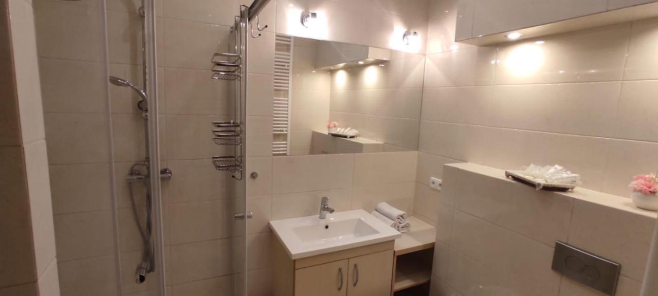 Apartment Swietego Tomasza Krakow Bagian luar foto